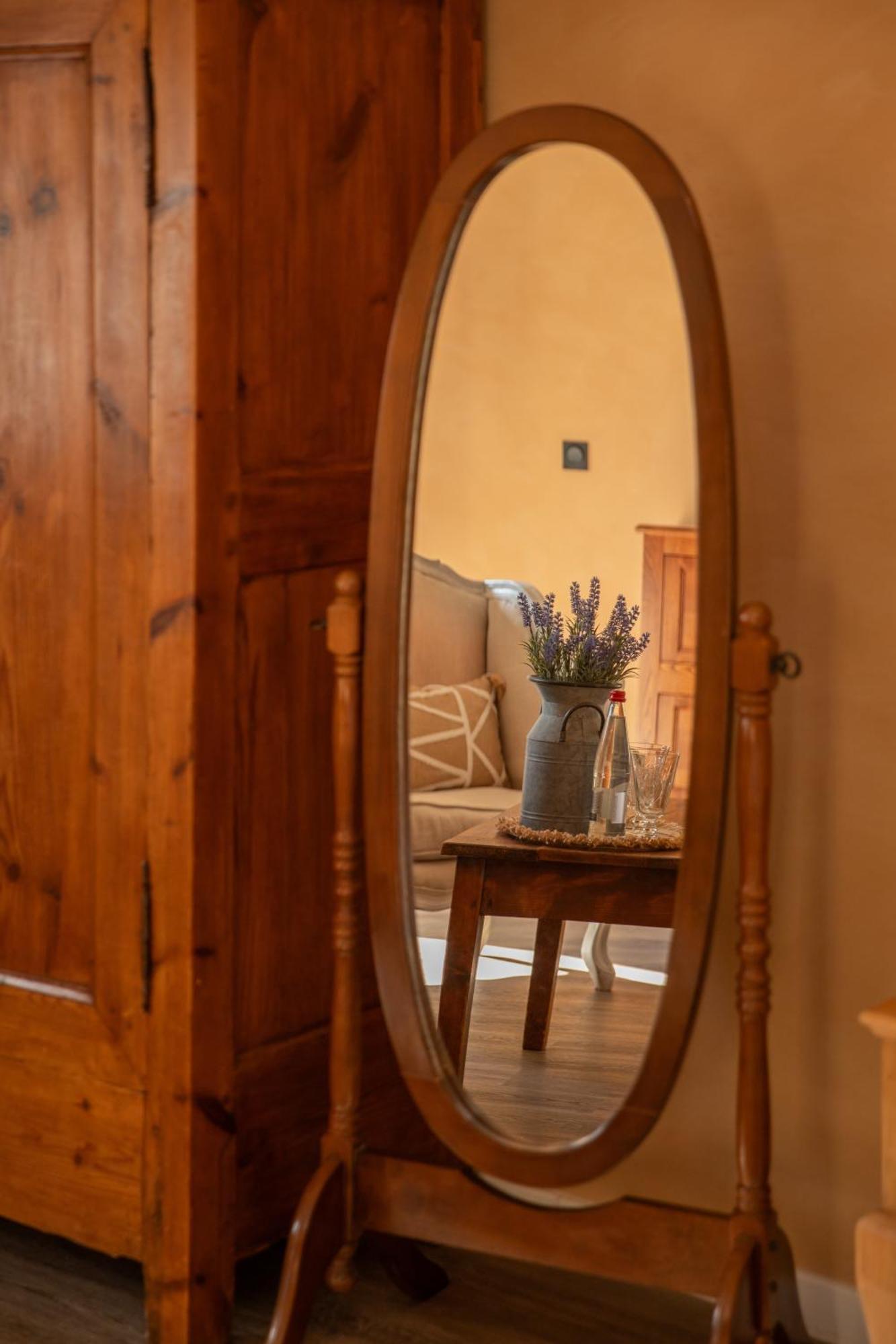Maison Roucas - Restaurant Et Chambres D'Hotes Solérieux Dış mekan fotoğraf