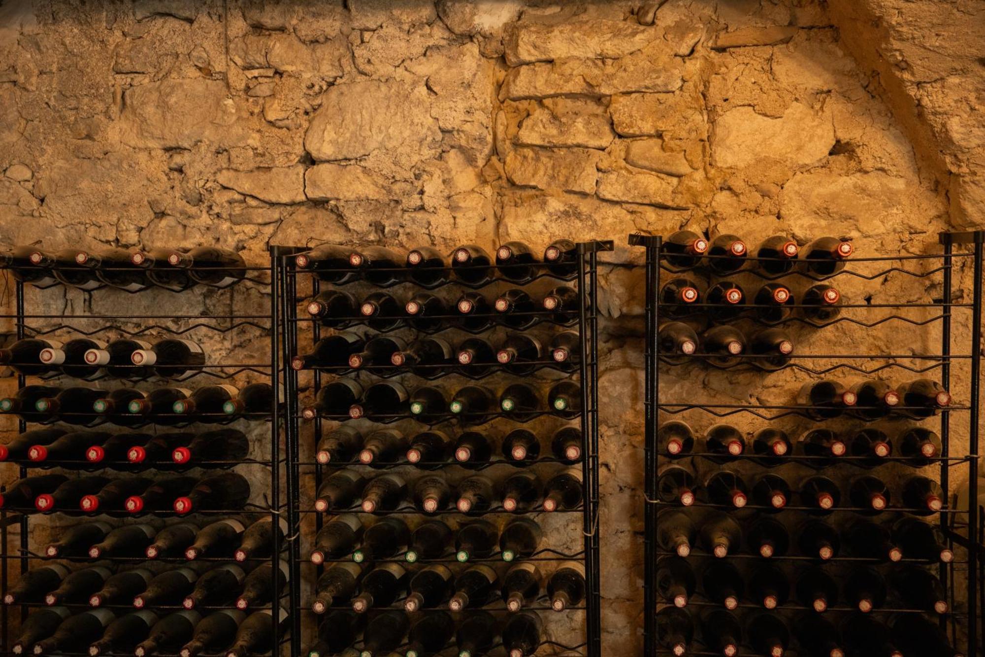 Maison Roucas - Restaurant Et Chambres D'Hotes Solérieux Dış mekan fotoğraf